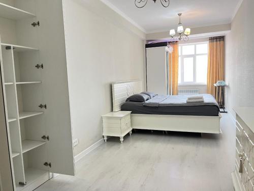 Lova arba lovos apgyvendinimo įstaigoje Super Large, cozy