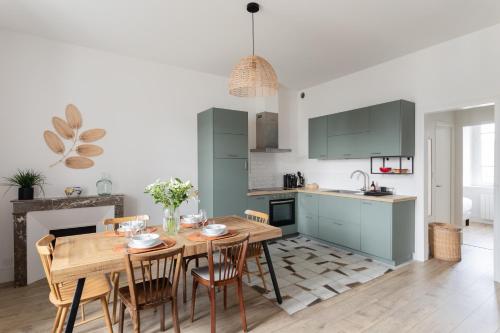 Coquillages et Crustacés - Apt avec balcon vue mer