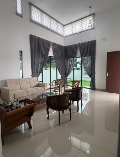 Zona de estar de De'Laman Homestay beranang