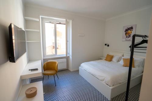 Monti Elite House