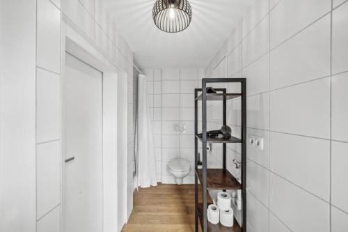 Koupelna v ubytování NEU KapApart15 - 6 schöne FeWos mit Einbauküche, Bad und Balkon in der Altstadt auf Bambergs Insel