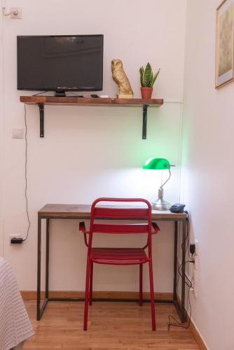 Garden-studio in a mansion-Athens-Chalandri center