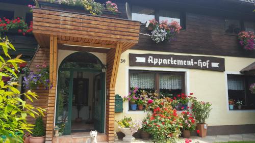 Bangunan di mana terletaknya apartmen