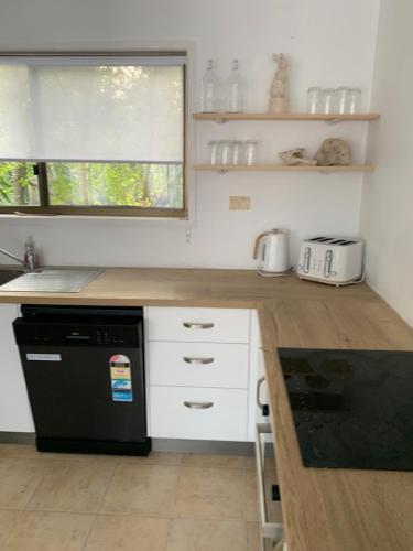 Dapur atau dapur kecil di Home Away From Home