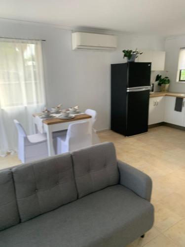 Dapur atau dapur kecil di Home Away From Home