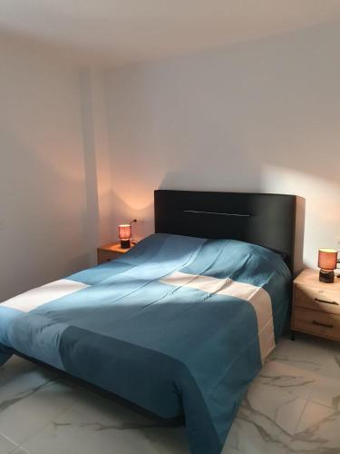 New Luxury Apartment - 200m from Center & Beach