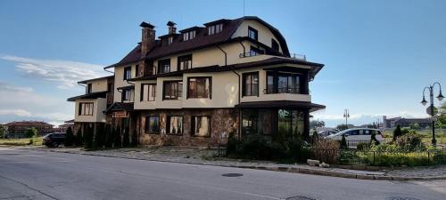 GONDOLA APARTMENTS BANSKO - SUVOROV VIP Complex