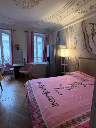 Photo de la galerie de l'établissement Wonderful Room Nearby Champs Elysées, à Paris