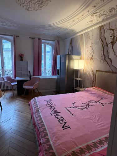 Photo de la galerie de l'établissement Wonderful Room Nearby Champs Elysées, à Paris