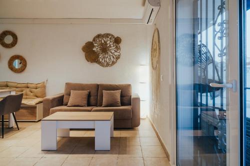 WELCS APARTAMENTO 199 EMP frente al Canal