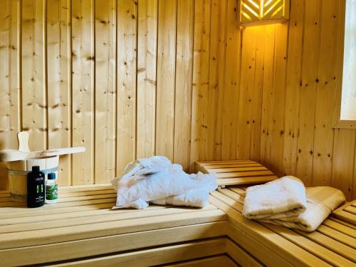 Billede fra billedgalleriet på Ferienhaus Blaumeise Feriendorf 06 Klein Stresow Rügen by ruyastay i Putbus