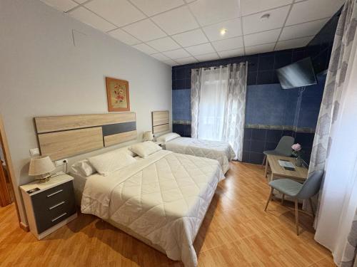 Hostal El Brillante - Alojamientos El Duque