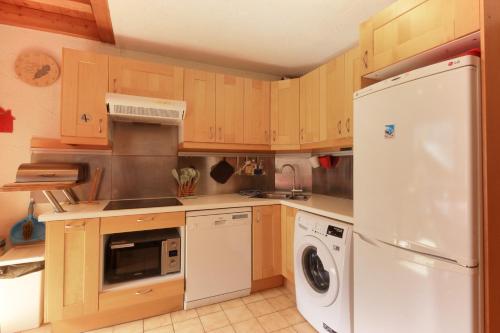 Le Chamouny- Family Apt - Central - Quiet - Hikeing & Rock Climbing Close by