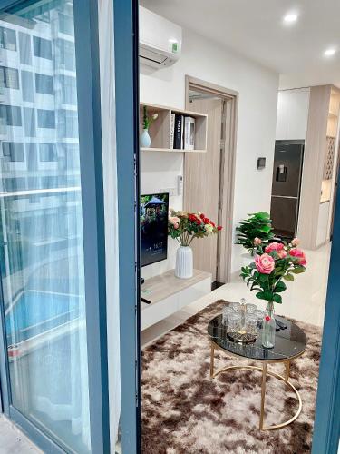 Η κουζίνα ή μικρή κουζίνα στο Hiền Apartment