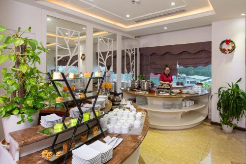 Eten bij of ergens in de buurt van het hotel

