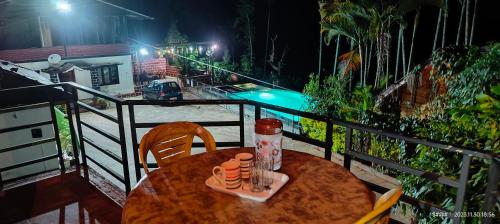 Silent Pool Villaの敷地内または近くにあるプール