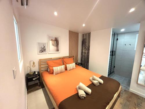 Postel nebo postele na pokoji v ubytování Appartement 2 pièces hyper centre NICE PROCHE PLAGE