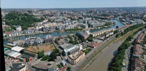 Nespecifikovaný výhled na destinaci Bristol nebo výhled na město při pohledu z apartmánu