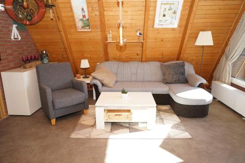 Imagen de la galería de Zeltdachhaus mit W_LAN _ 2 x TV, en Damp