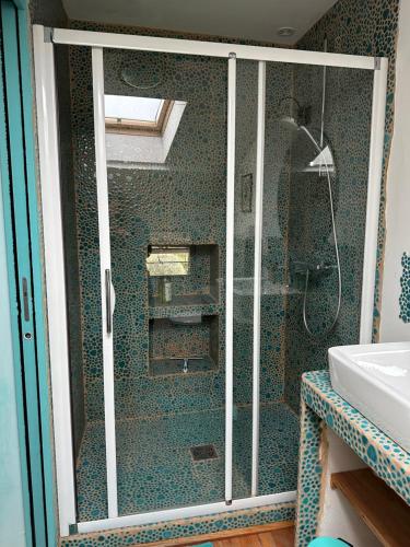 Ένα μπάνιο στο SÛN Guesthouse
