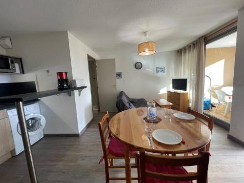 Photo de la galerie de l'établissement Appartement 2 pièces 4 couchages ST CYPRIEN PLAGE SC510-183J, à Saint Cyprien Plage