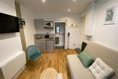 Fully equipped studio Perrache Confluence district Practical & centra