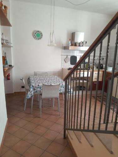 Køkken eller tekøkken på Centro Spotorno-Melting Pot