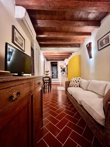 Pitti Sweet House