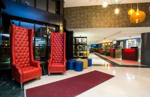 Leonardo Hotel Madrid City Center Image