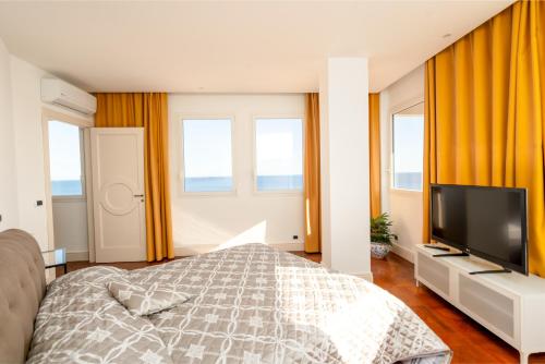 Perla Marina Sea View Apartment photo 30