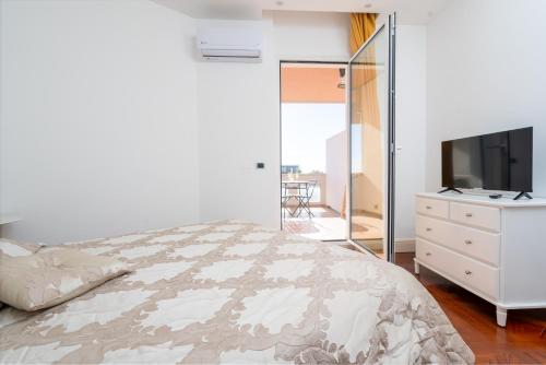 Perla Marina Sea View Apartment photo 3