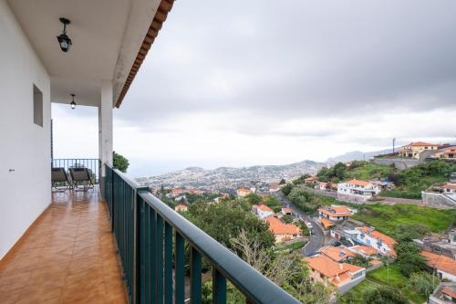 Casa Monte by GALMI