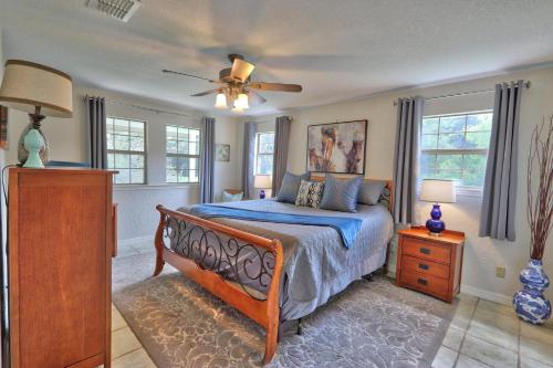 Ένα ή περισσότερα κρεβάτια σε δωμάτιο στο Arbor Creek