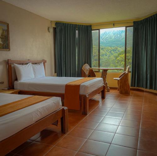 Arenal Roca Lodge & Bungalows - Estandarias