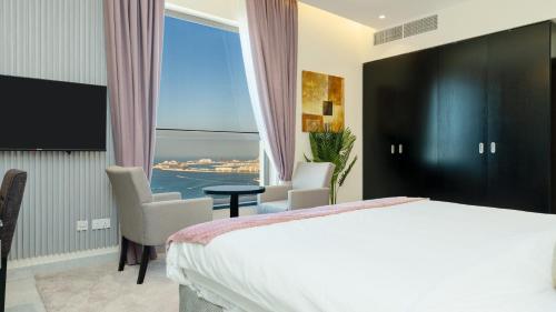 Regent Sea View 2BR Apartment JBR Beach Walk - next to Bluewater Island & Dubai Eye