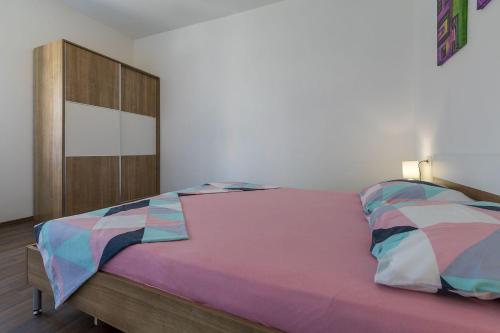 Hundefreundliches Apartment mit BBQ, privatem Balkon und nur 700 Meter zum Strand