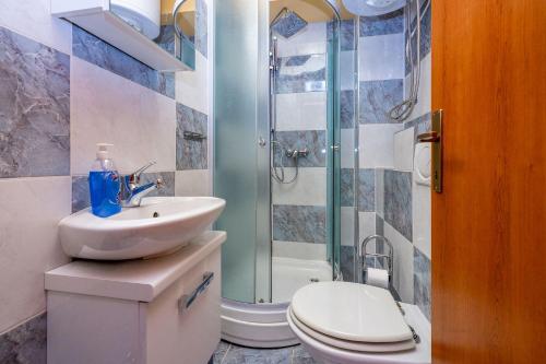 Bezaubernde Villa nur 500 Meter zum Strand mit Meerblick, Privatpool, Grill, Waschmaschine