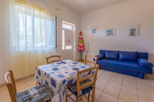 Preiswertes Familienapartment nur 100 Meter zum Strand mit privater Terrasse