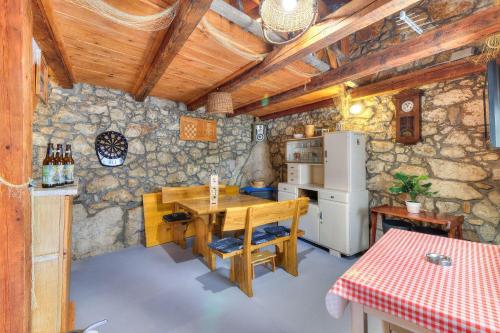 Traumhafte Villa nur 300 Meter zum Strand mit beheiztem Pool, Whirlpool, Kicker, Grill