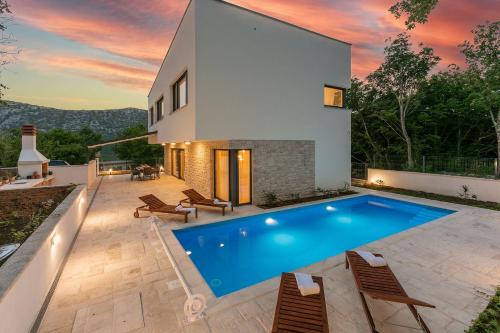 Traumhaftes Ferienhaus mit Privatpool, BBQ, klimatisierten Schlafzimmern, Aussendusche, Waschmaschine