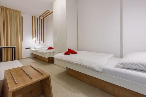 Einzigartiges Apartment nur 500 Meter zum Strand mit Sauna, Gym, Pool, WiFi