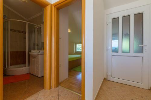 Beeindruckendes Apartment mit Dachterrasse, Meerblick, Elektrogrill - nur 350 Meter zum Strand