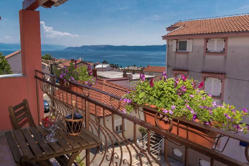 Einzigartiges Apartment nur 300 Meter zum Strand mit Meerblick, privatem Balkon, Waschmaschine