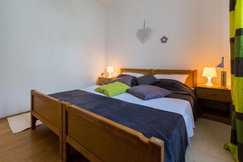 Charmantes Apartment nur 500 Meter zum Strand mit Meerblick, privatem Balkon, Privatparkplatz