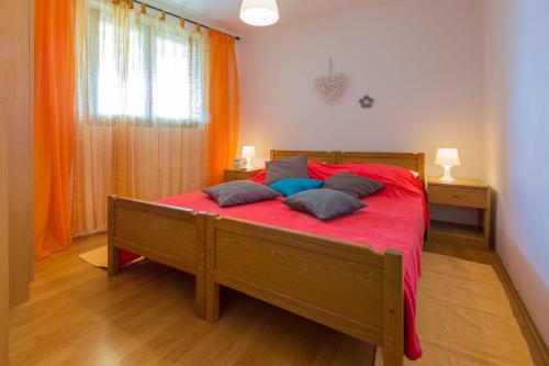 Mediterranes Apartment mit drei Terrassen, Grill, WiFi - nur 500 Meter zum Strand