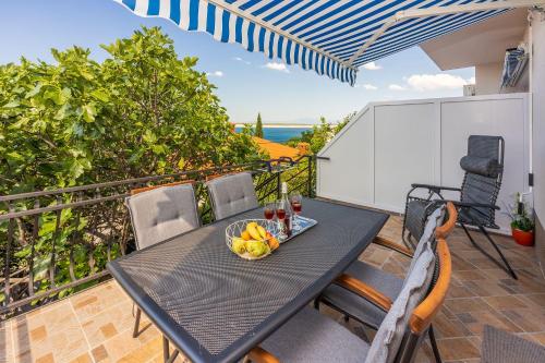 Traumhaftes Apartment nur 150 Meter zum Strand mit Meerblick, Liege, Grill, hundefreundlich