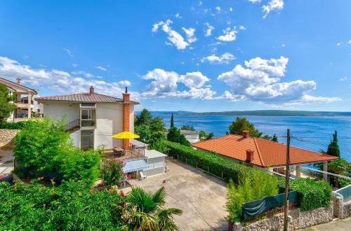 Traumhaftes Apartment nur 150 Meter zum Strand mit Meerblick, Liege, Grill, hundefreundlich