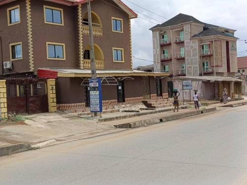 Gallery image of 1 bedroom and living room in Otta