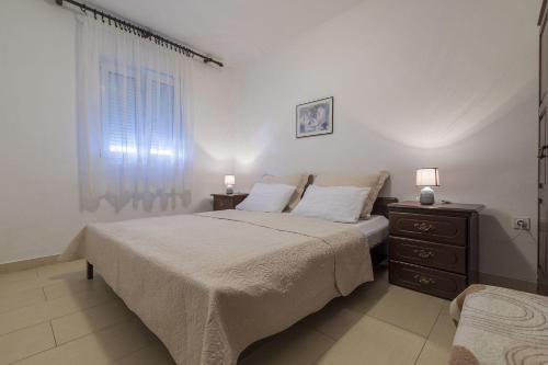 Charmantes Apartment nur 300 Meter zum Strand mit Meerblick, Grillbereich - hundefreundlich