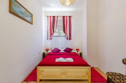 Nostalgisches Apartment nur 500 Meter zum Strand mit privater Terrasse, Meerblick, Grill